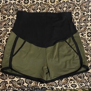 BHome Olive Green & Black Cotton Spandex Shorts – Size L – New With Tags